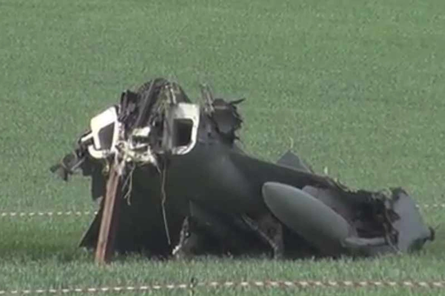 O avião acidentado ficou irrecuperável