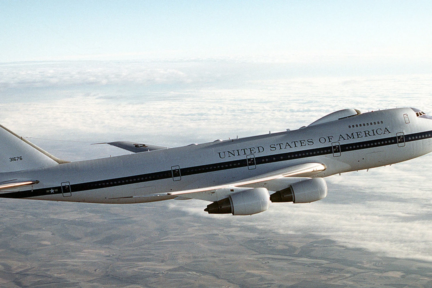 O Boeing E-4B Nightwatch é o avião do "juízo final" dos EUA (USAF)