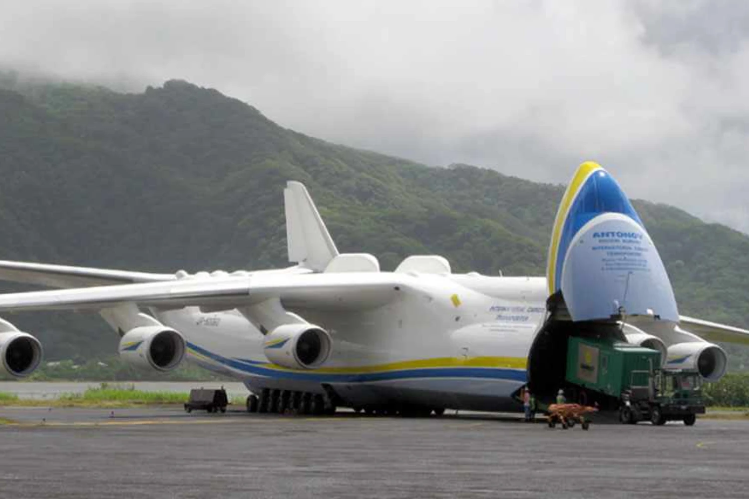 ANTONOV_AN-225_14