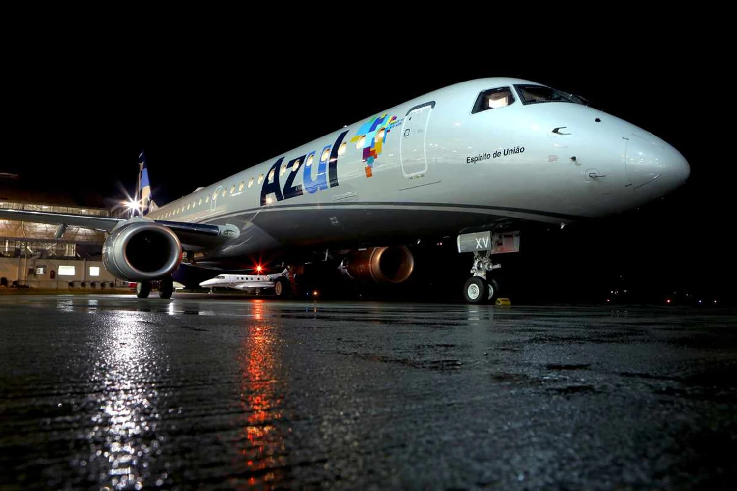 Embraer E195 "Espírito de União" (Gianfranco Beting/Azul)