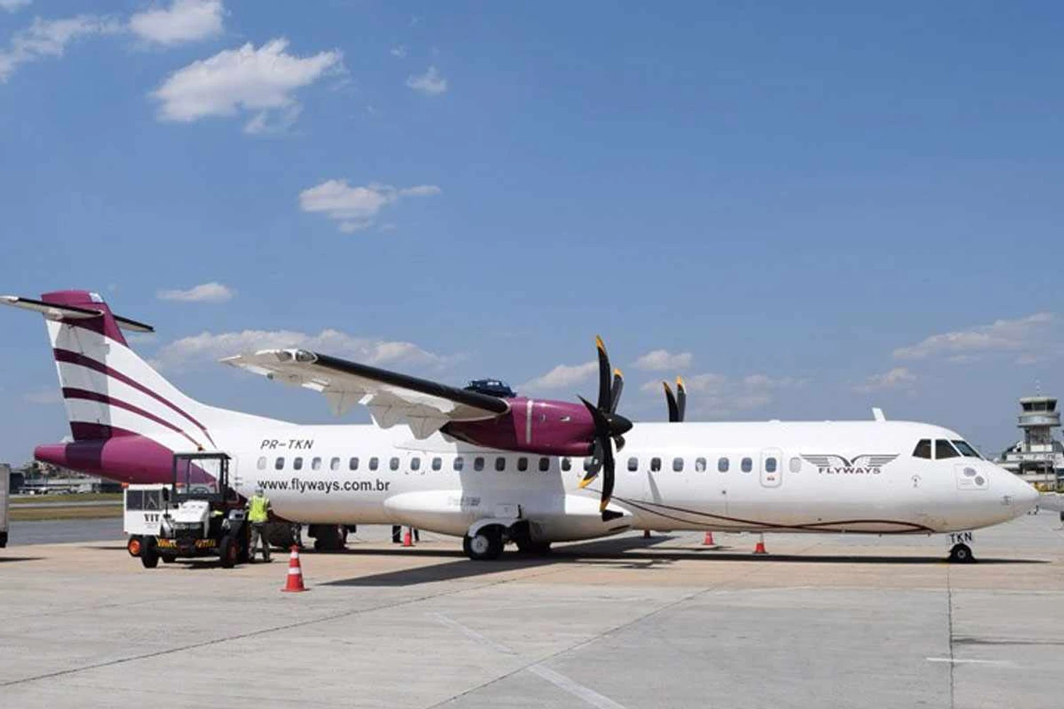ANAC suspende voos da Flyways