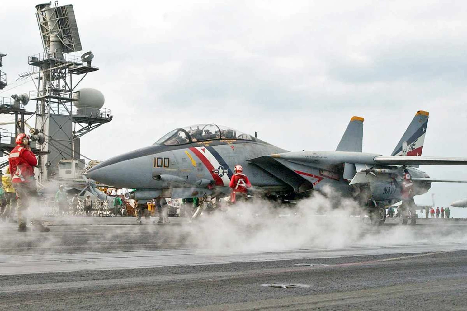 ‘Lei Maverick’ pode colocar o caça F-14 Tomcat em voo novamente nos EUA