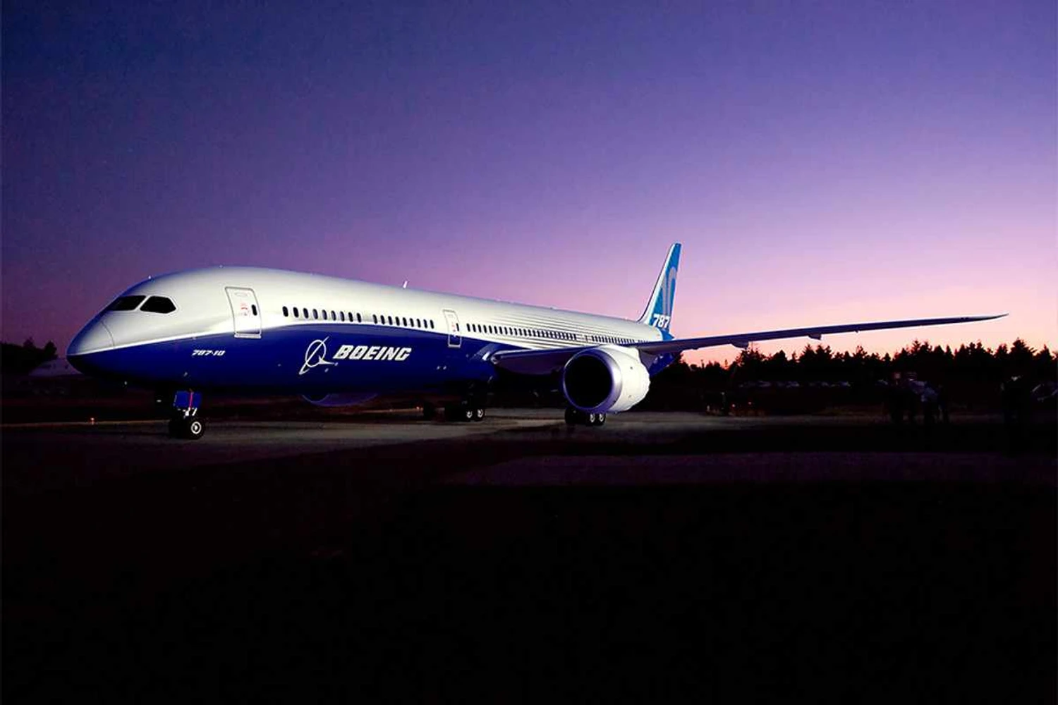 b787-10_06
