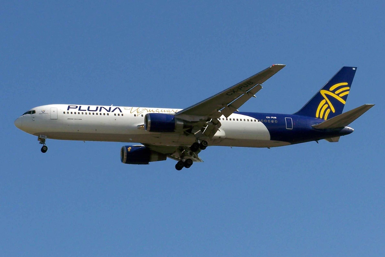 Boeing 767 da Pluna: expansão da frota antes de falir (Philmarin)