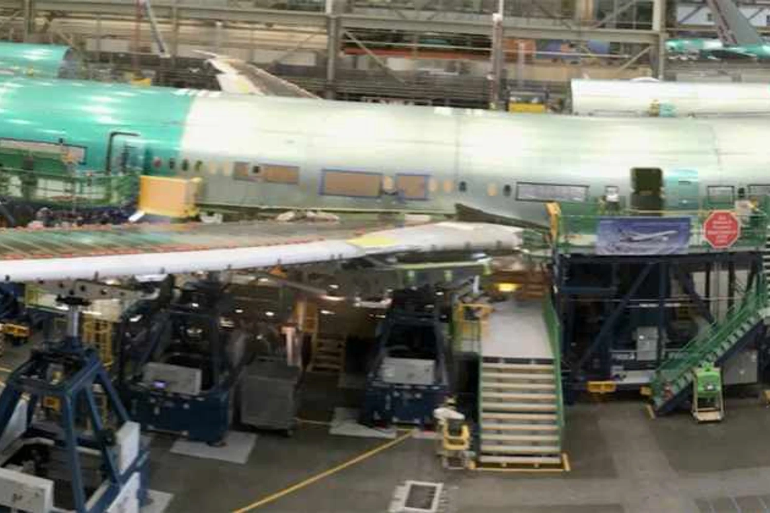 O 777-9 terá 76,7 metros de comprimento, medida que fará dele o segundo maior avião do mundo em comprimento (Boeing)