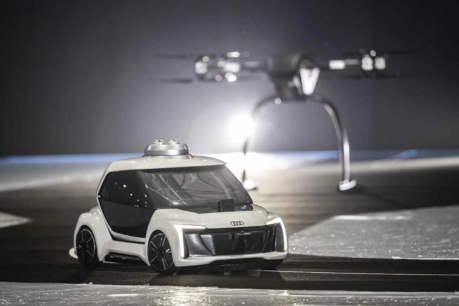 Audi faz primeira apresentação pública com táxi voador