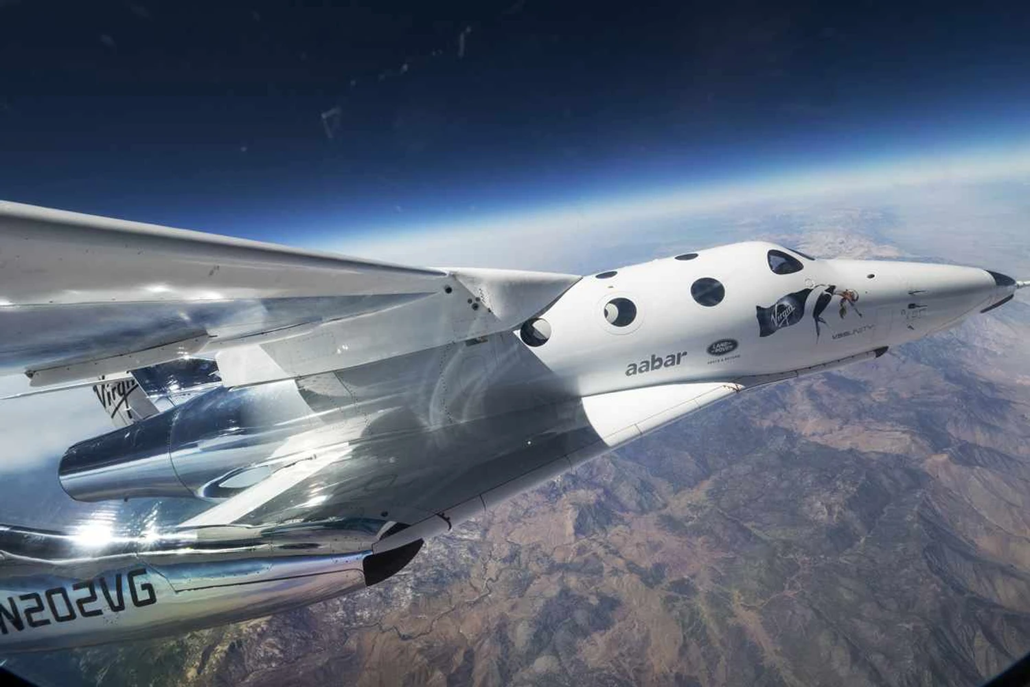 A SpaceShipTwo pode levar seis passageiros a bordo (Virgin Galactic)