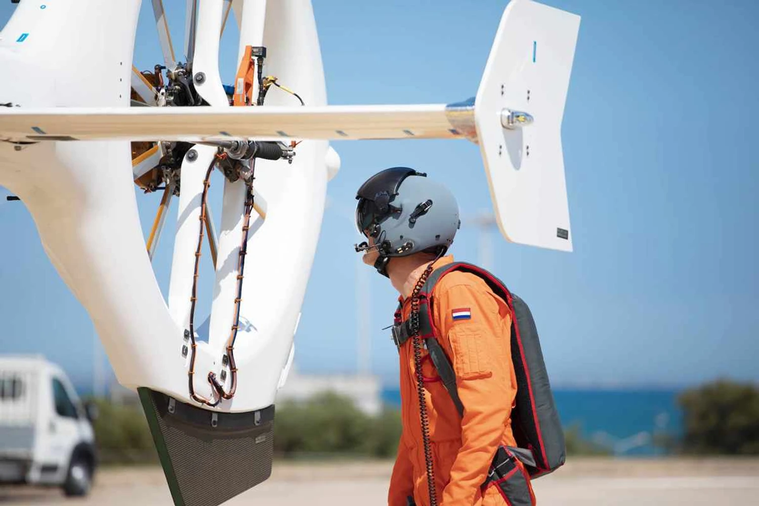 O SH09 tem o rotor de cauda envolvido por uma carenagem (Kopter)