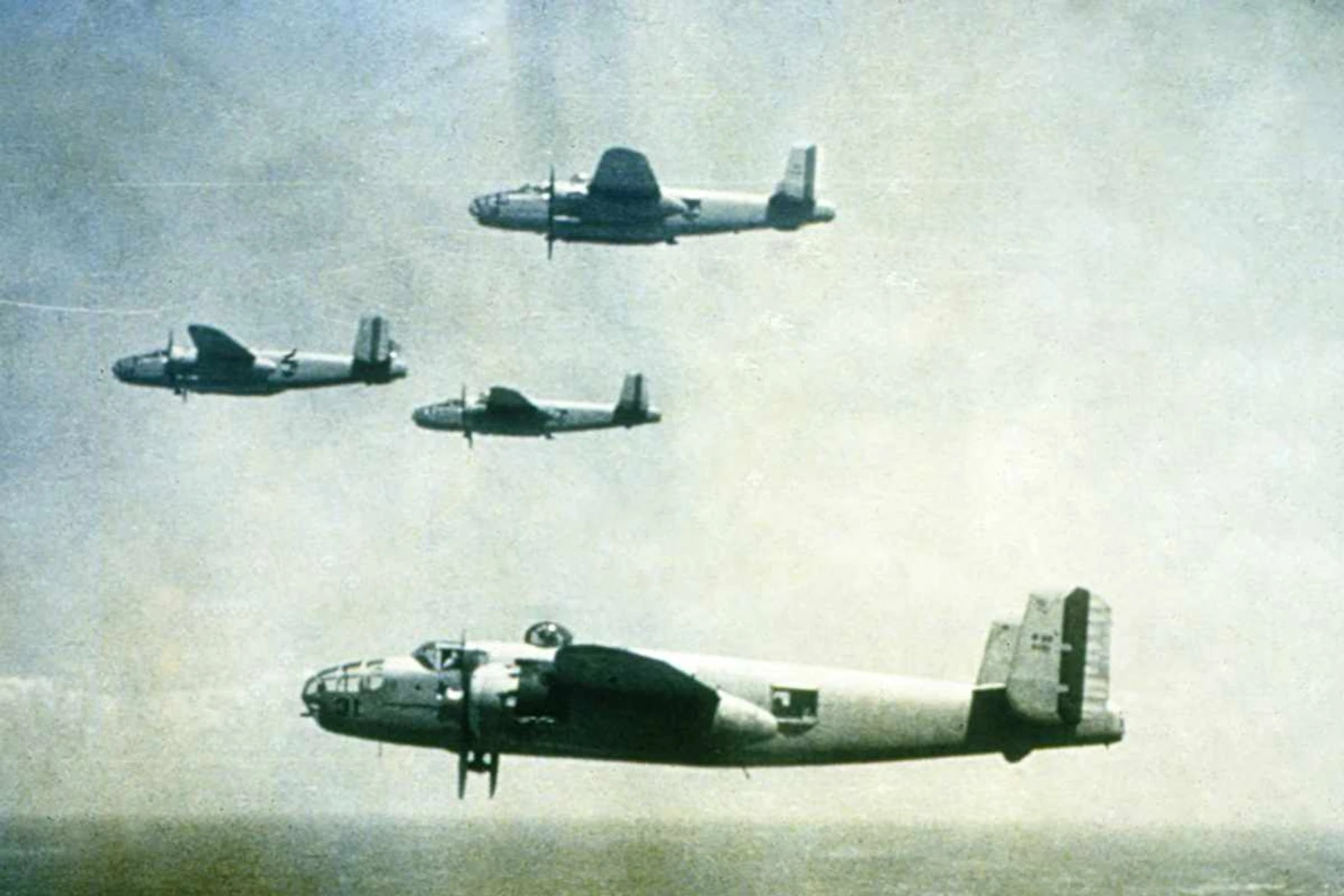 A FAB operou mais de 100 B-25 entre 1942 e 1970 (FAB)