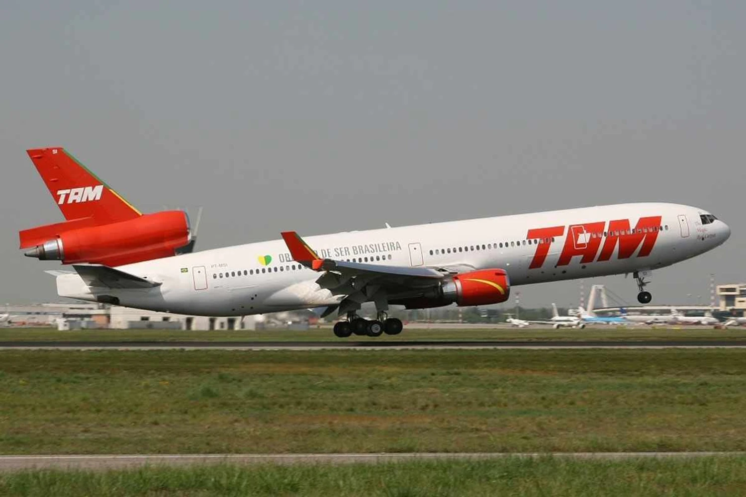A TAM operou três MD-11 ex-Varig enquanto esperava pelos seus Boeing 777-300ER (Alan Lebeda)