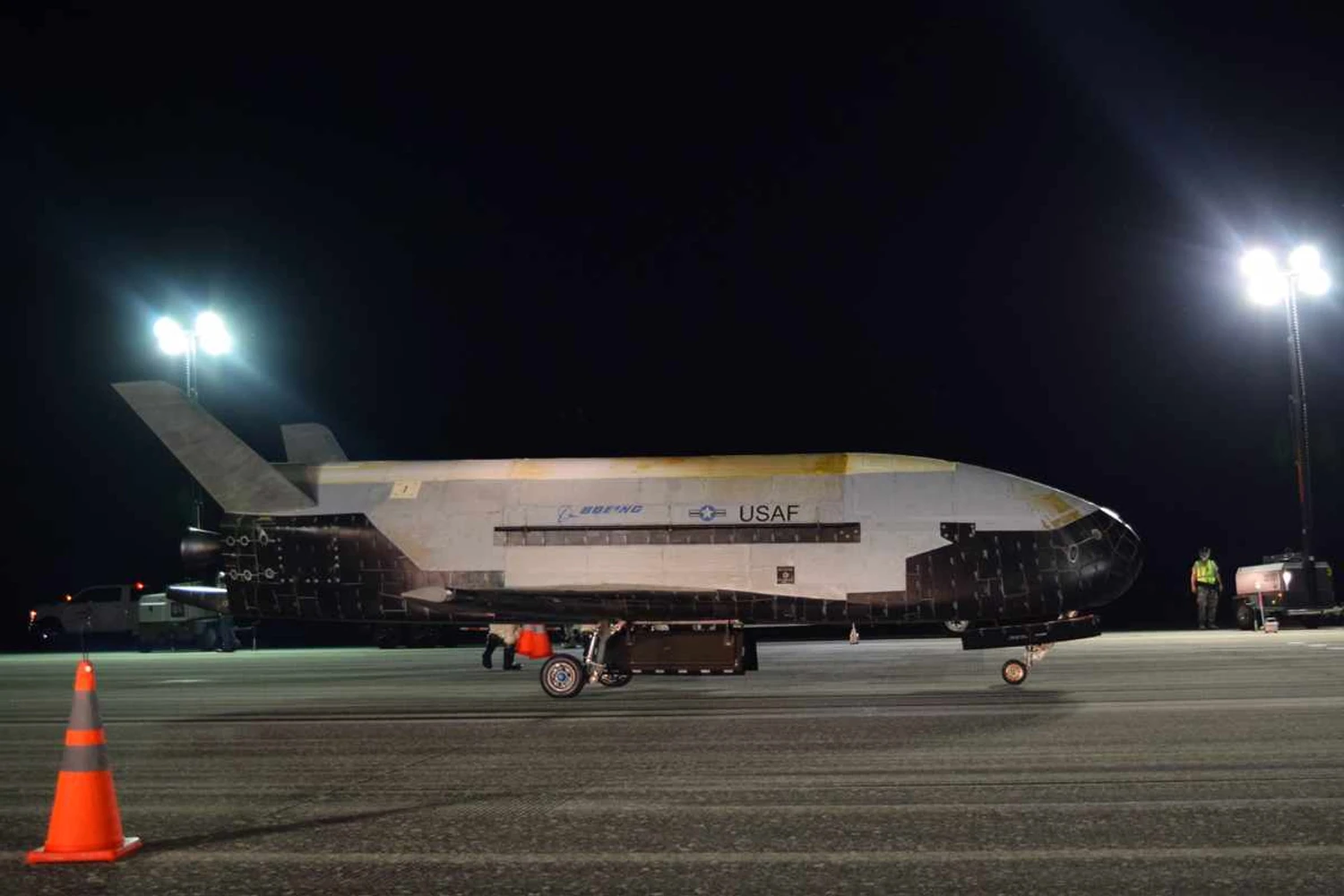 O X-37B voltou recentemente de sua quinta viagem ao espaço (USAF)