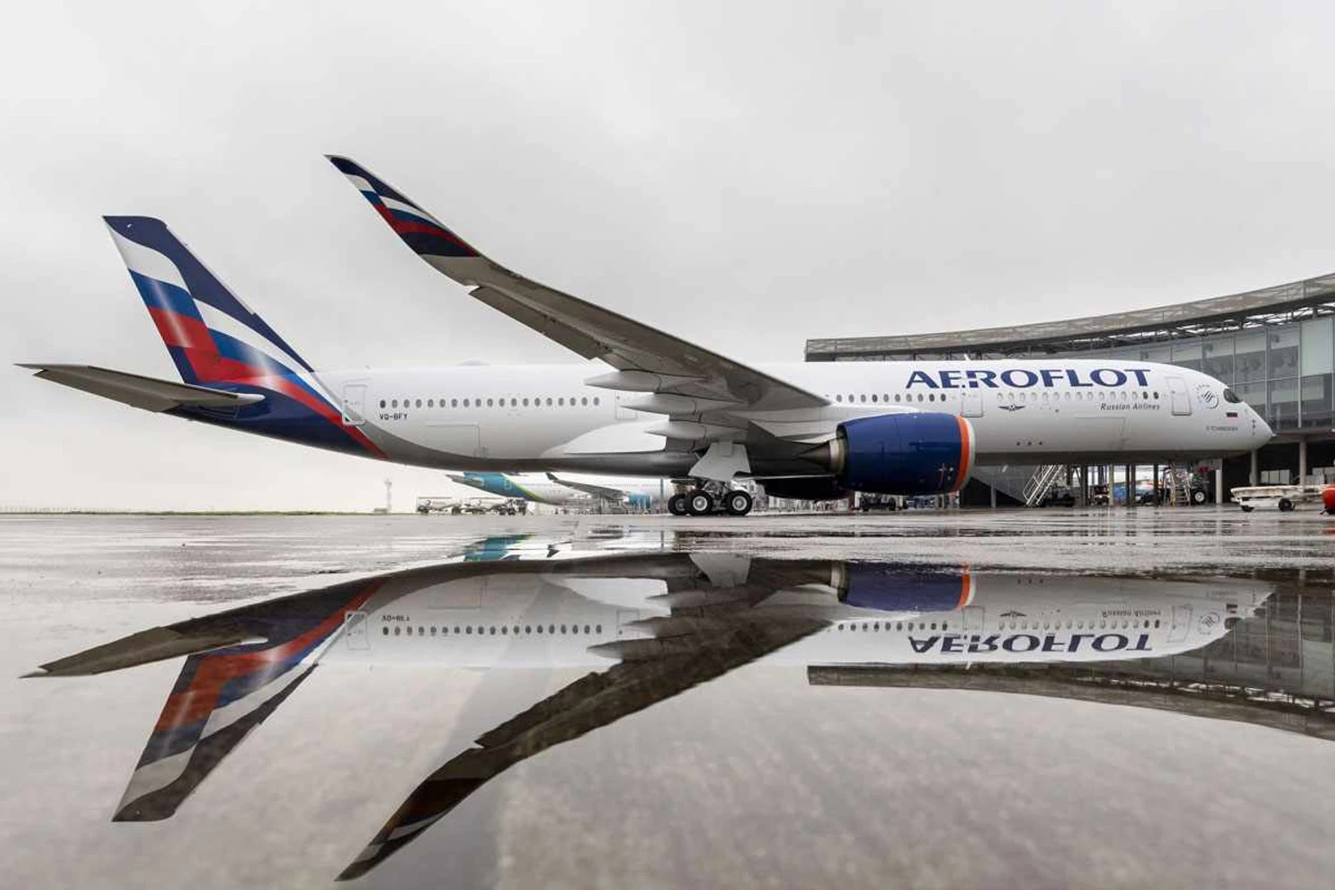 Pelo menos um A350 da Aeroflot já está sendo desmontado para repor peças (Airbus)