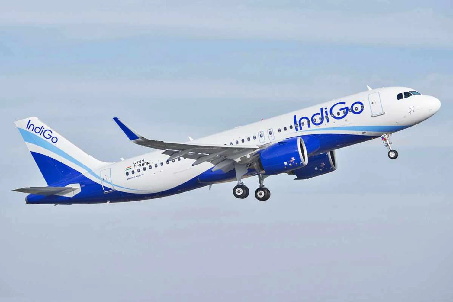 A companhia aérea IndiGo recebeu seis dos 24 jatos entregues pela Airbus em maio (Airbus)