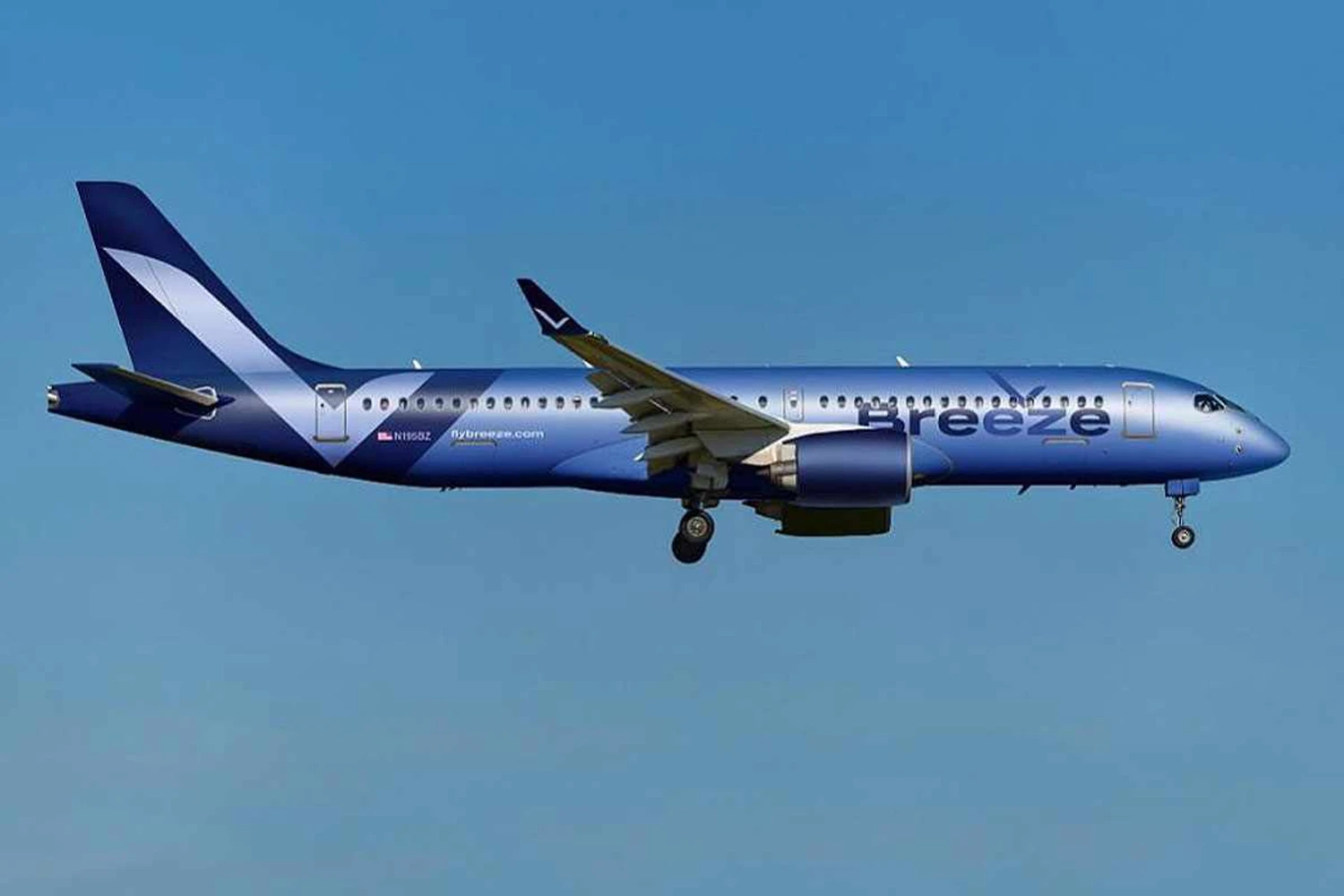 A Breeze só deve receber o primeiro A220-300 em agosto (Breeze)