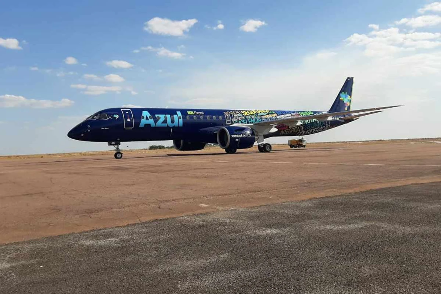 A Azul pretende oferecer 407 voos diários em setembro (Azul)