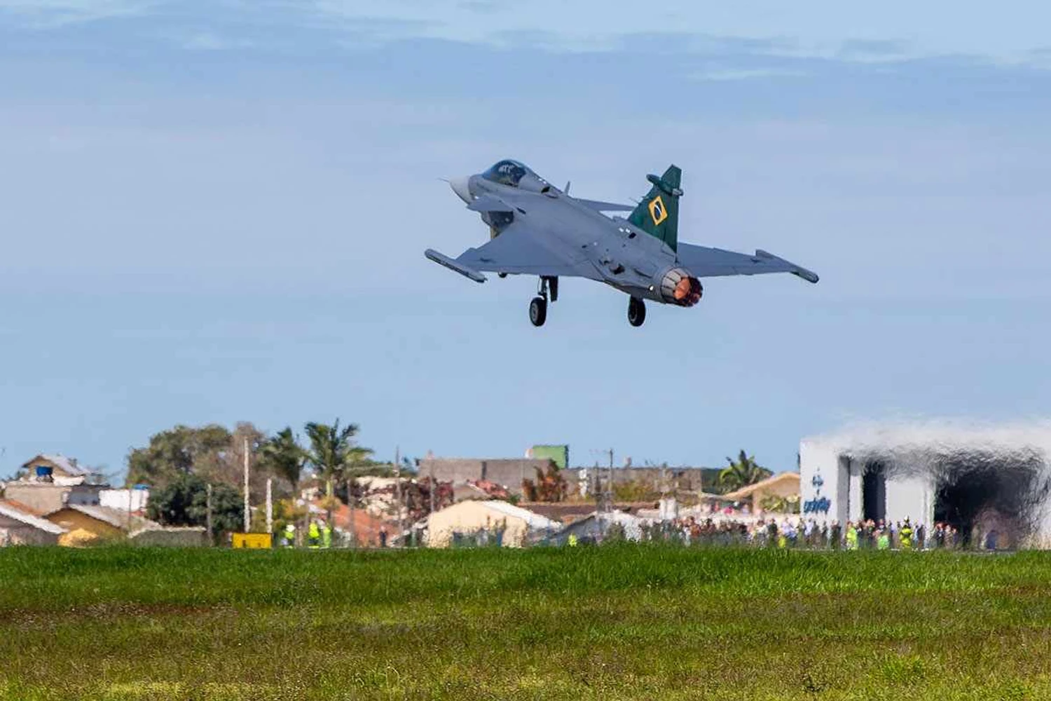 The fighter jet arrived in Brazil on Sunday by ship (Saab)