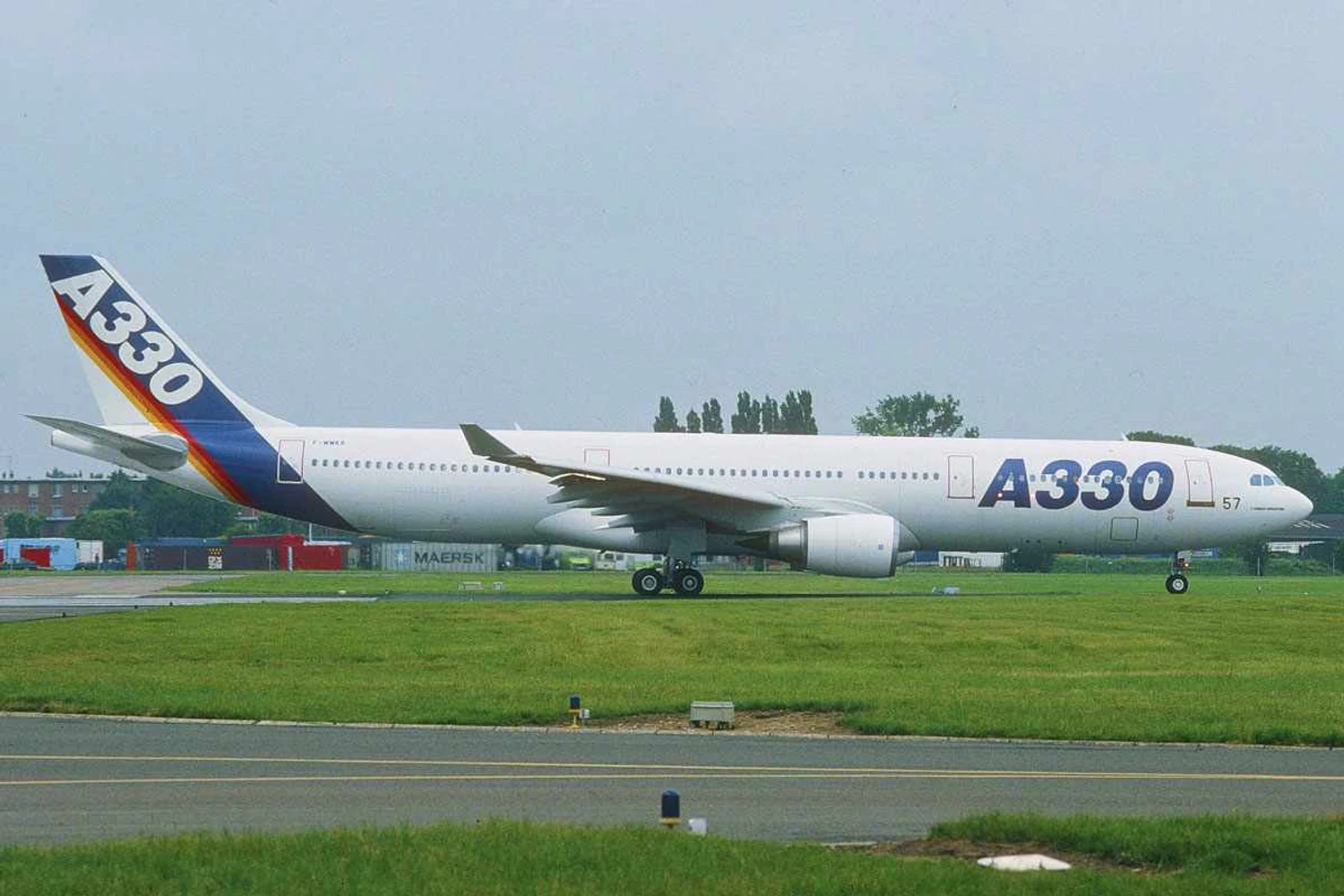 Um dos protótipos do A330-300 em 1993 (Airbus)