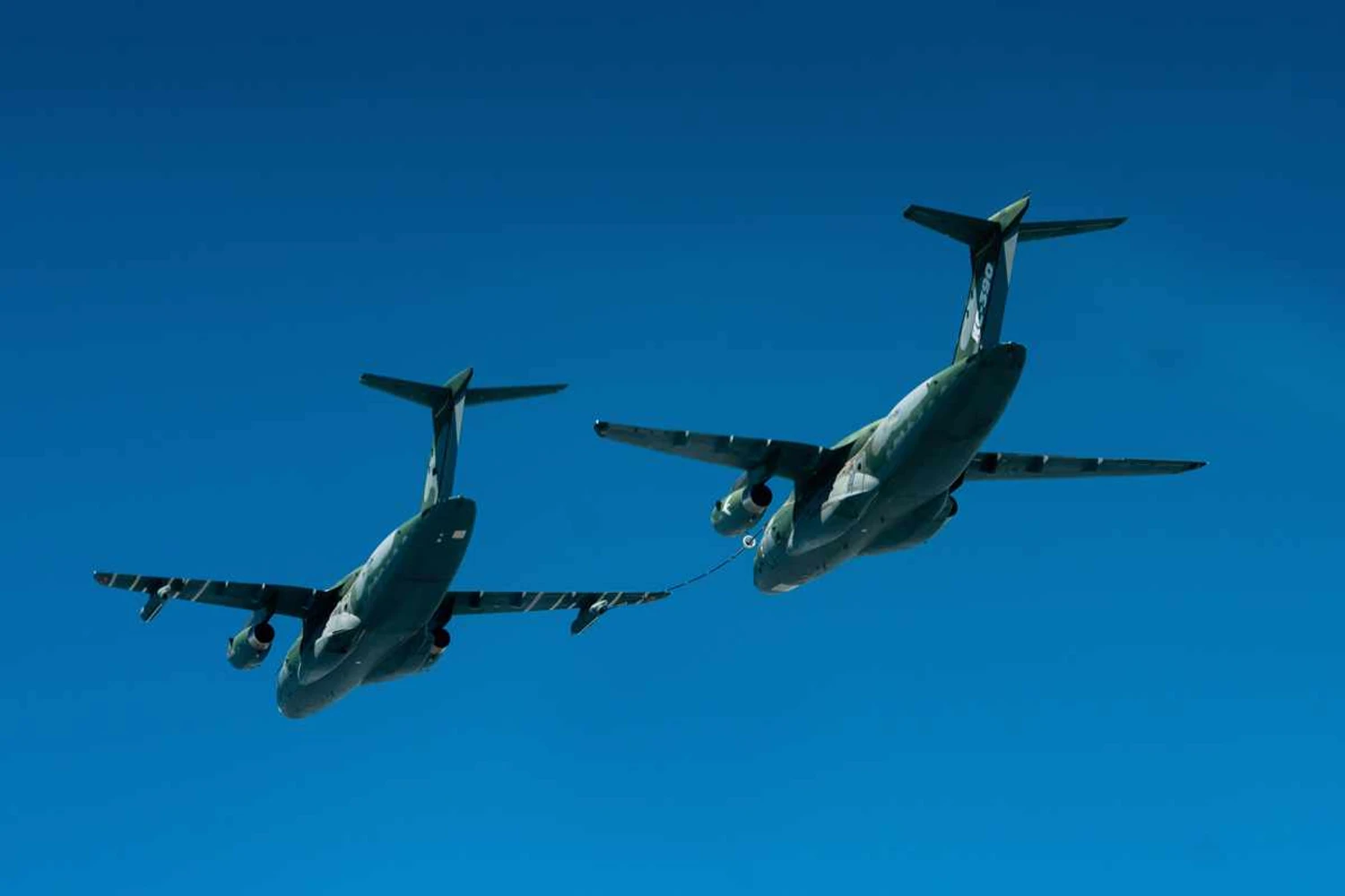 (Embraer)