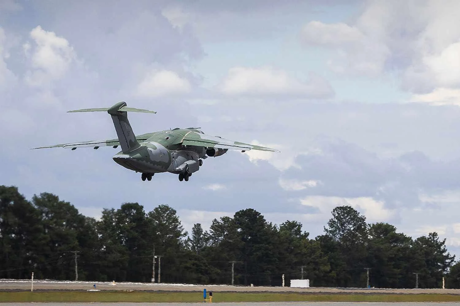 kc-390-varsovia