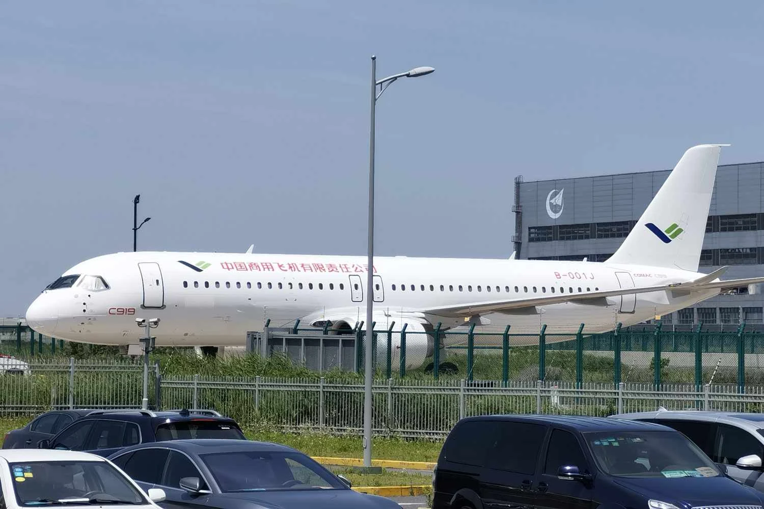 A China Eastern Airlines fechou um pedido firme de cinco C919 (COMAC)