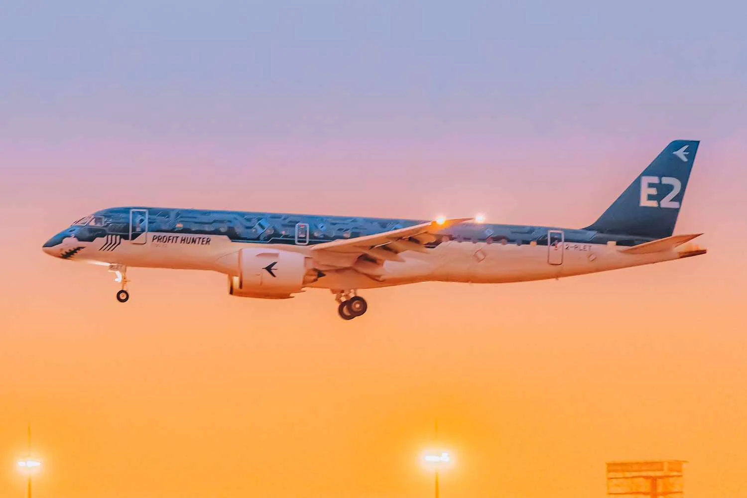 Embraer E195-E2 (Embraer)