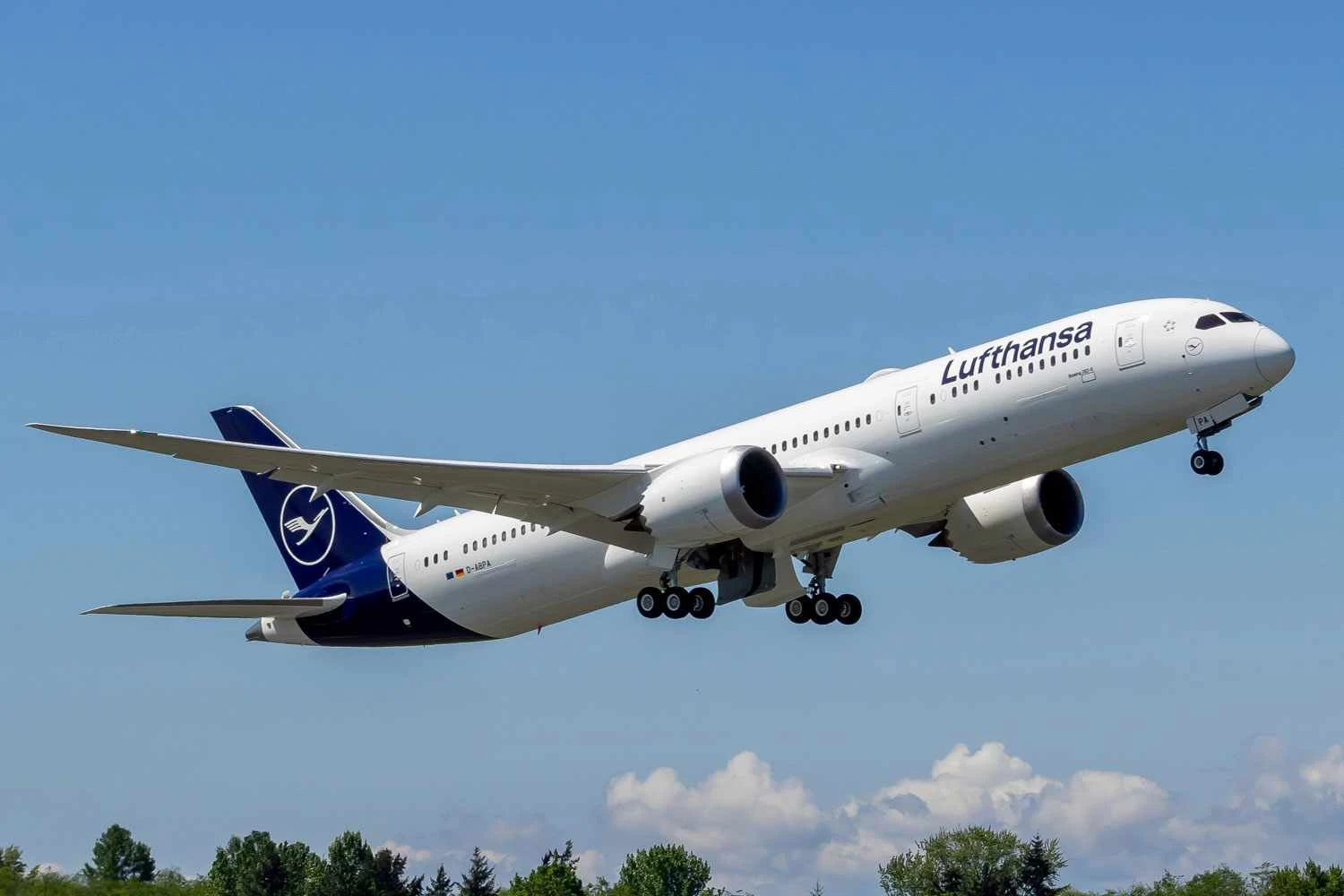 O primeiro 787-9 Dreamliner da Lufthansa (Boeing)