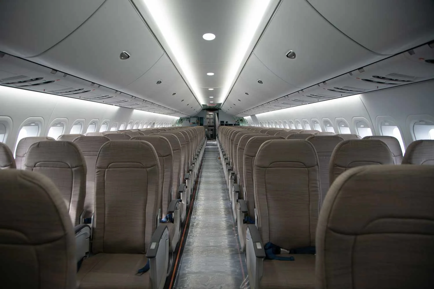 mc-21-cabin