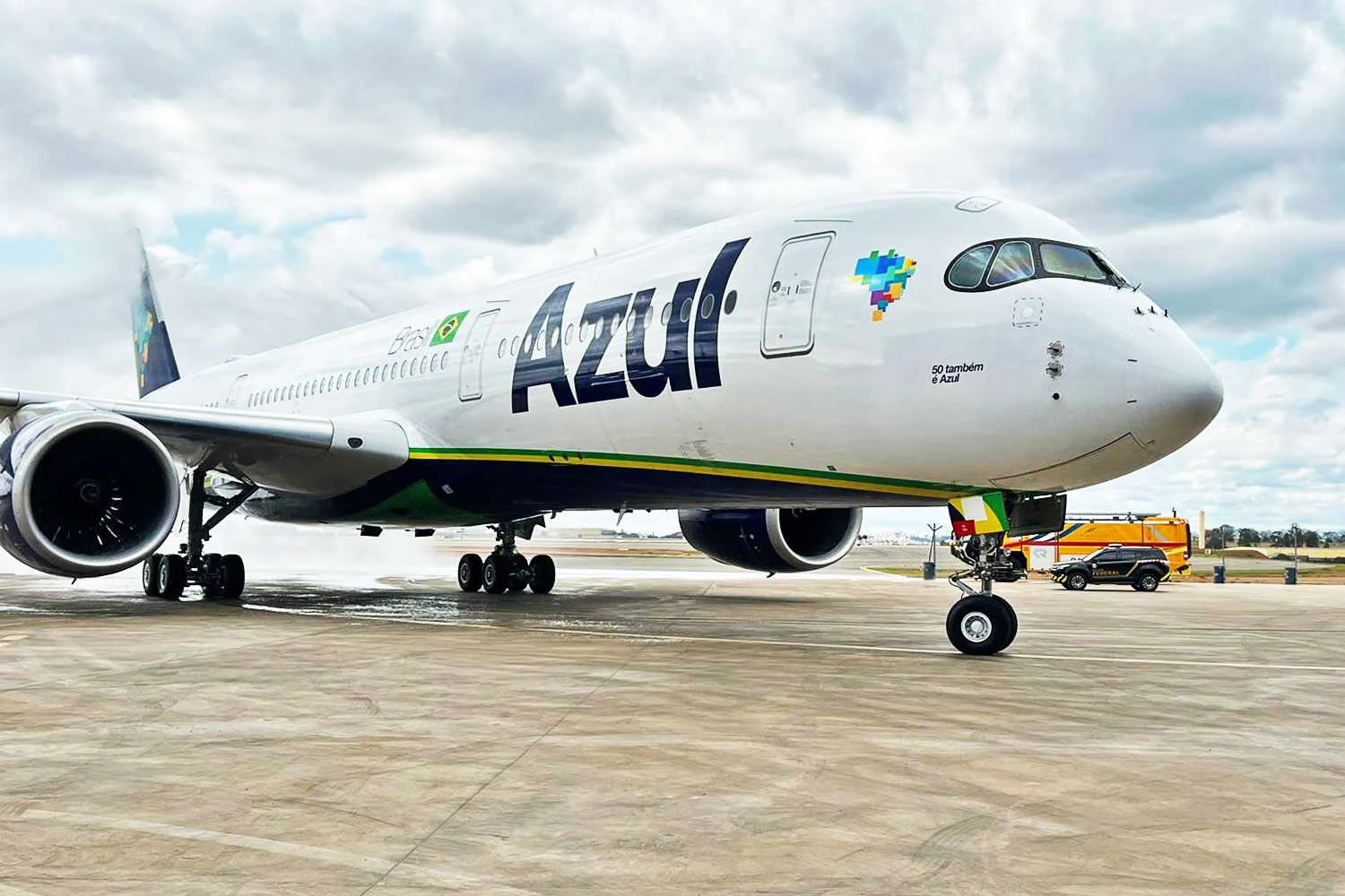 O A350-900 da Azul (Azul)