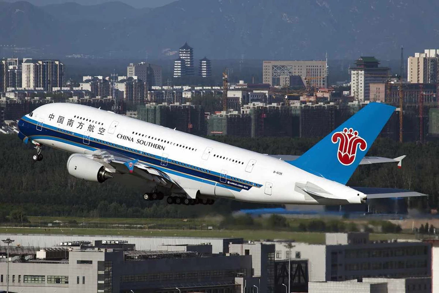 Os A380 da China Southern podiam transportar até 506 passageiros (Allen Zhao/Creative Commons)