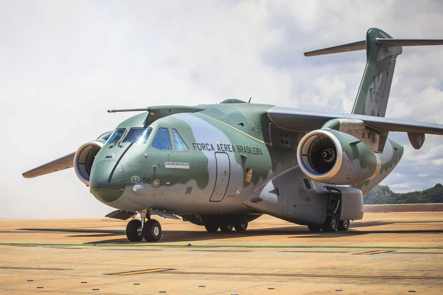 Embraer aproveita visita de Lula à Arábia Saudita para acertar parceria para venda do C-390 Millennium