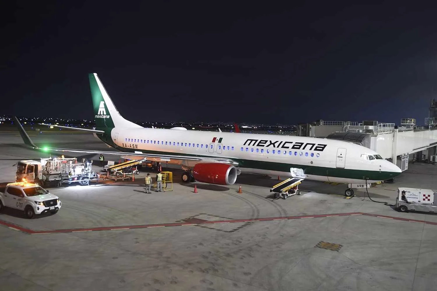 O Boeing 737-800 cedido pela Força Aérea à Mexicana de Aviación (GMX)