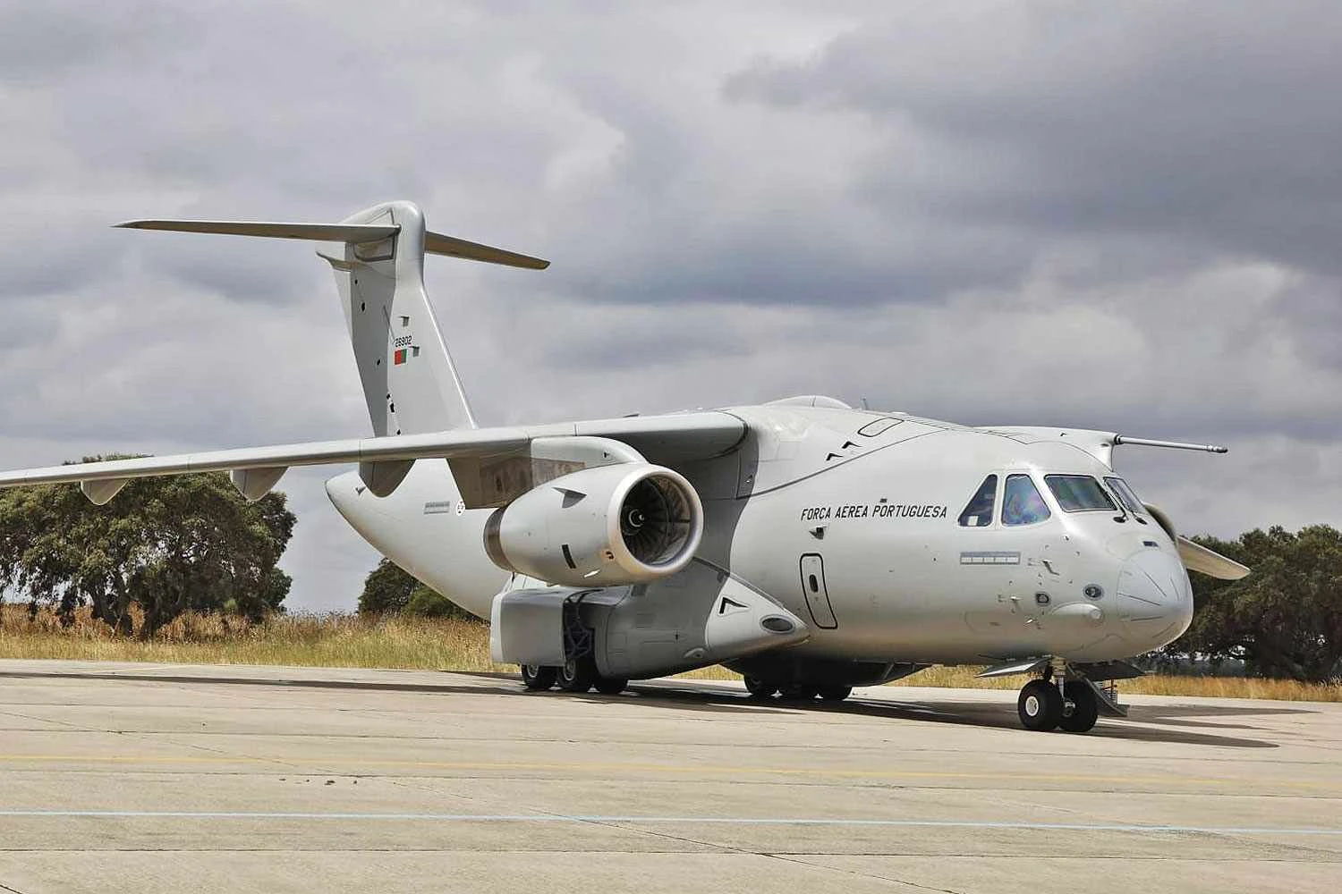 A aeronave após pousar em Beja