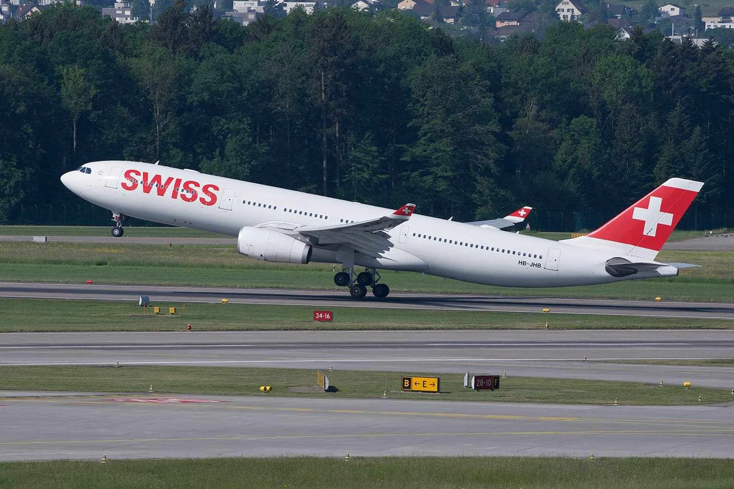 Airbus A330 da Swiss terá de levar peso extra por culpa da 1ª classe