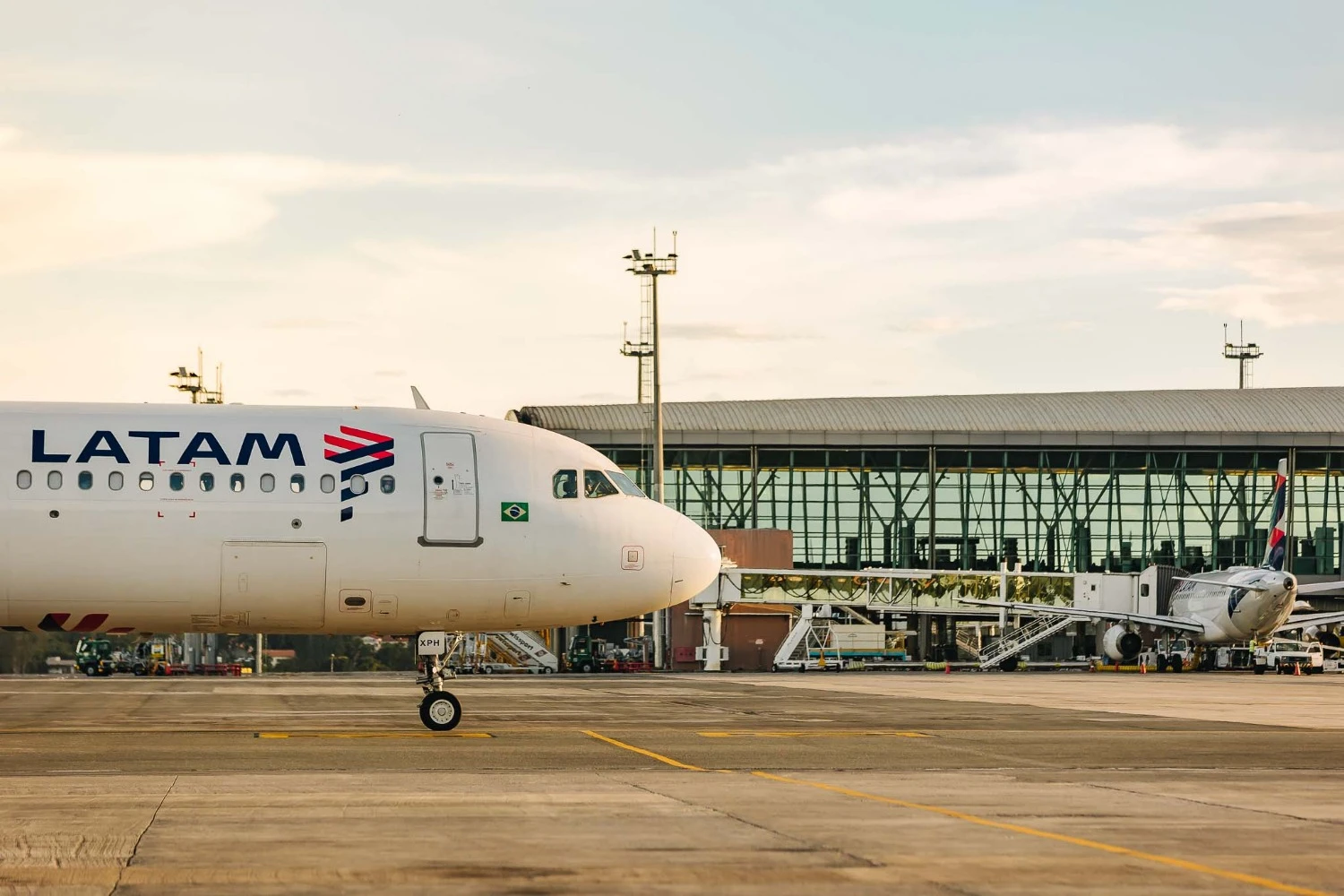 LATAM retoma voos diários entre Brasília e Foz do Iguaçu em outubro