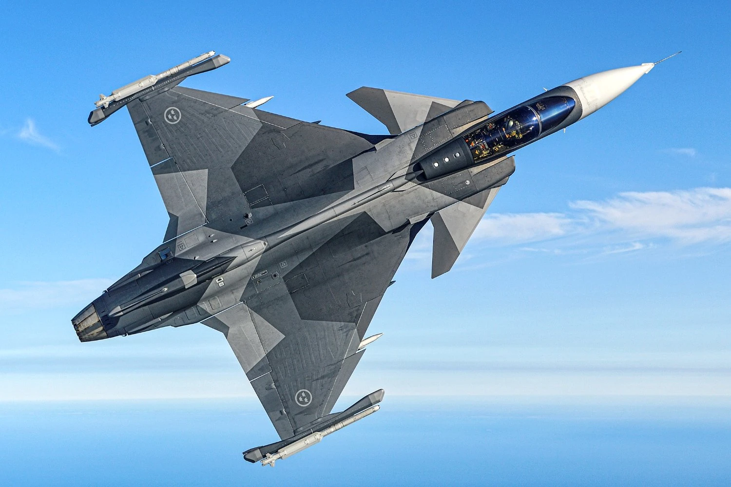 Caça Gripen é um terço “britânico”, diz governo do Reino Unido
