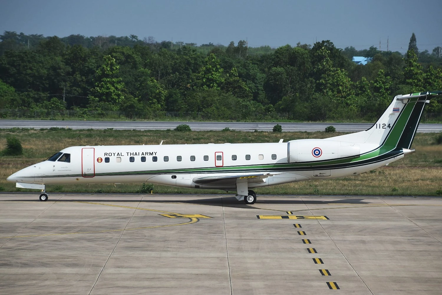 Embraer discute criação de centro local de suporte para ERJ135 das Forças Armadas da Tailândia
