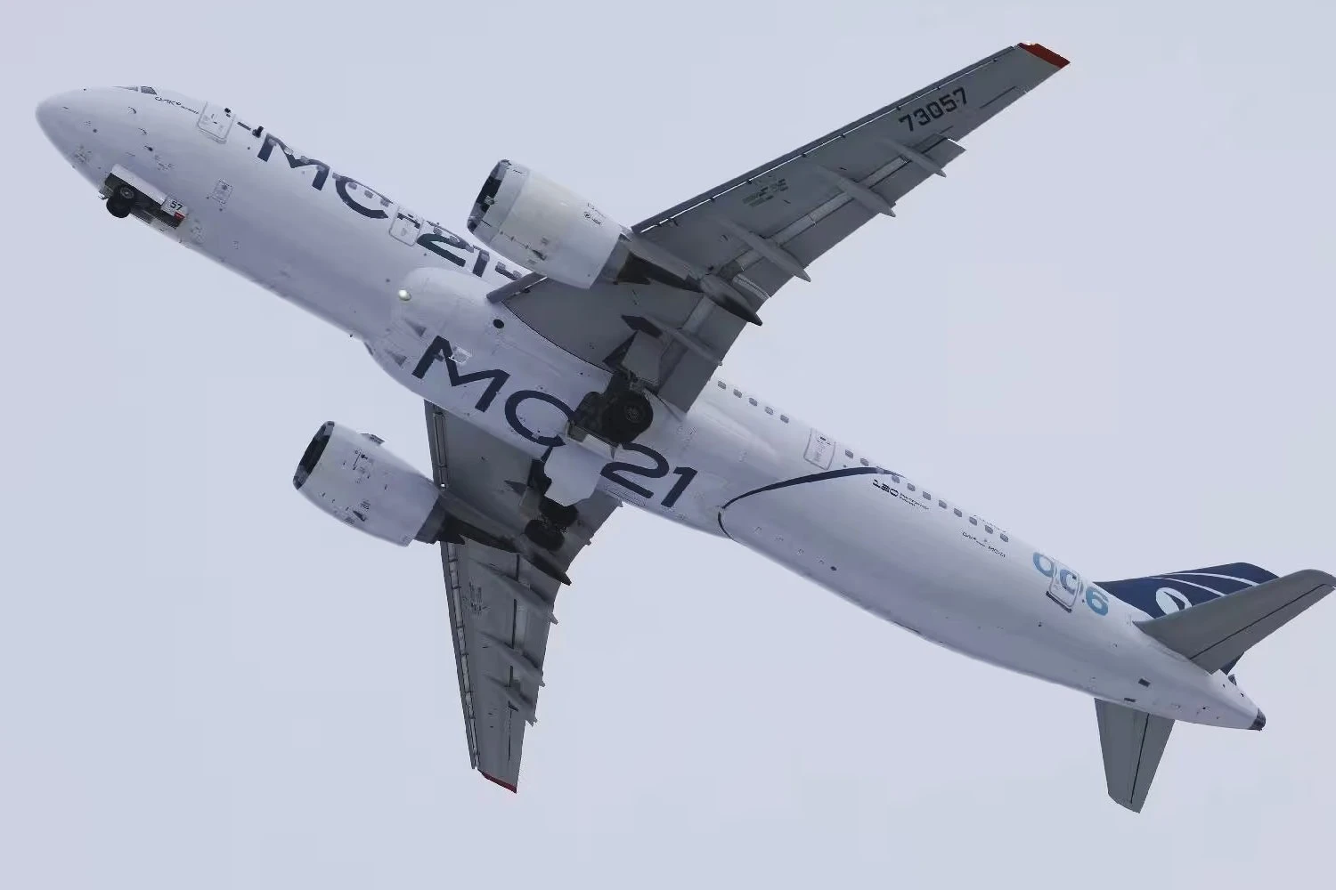 Rússia conclui testes no gelo com aviões MC-21, SJ-100 e Il-114-300