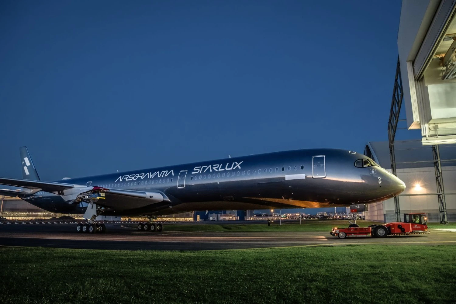 Companhia de Taiwan revela A350-1000 com pintura de badalado