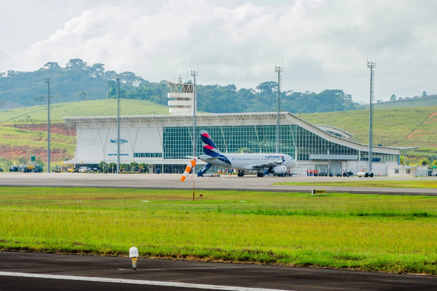 Aeroporto da Zona da Mata (Gabriel Magacho)
