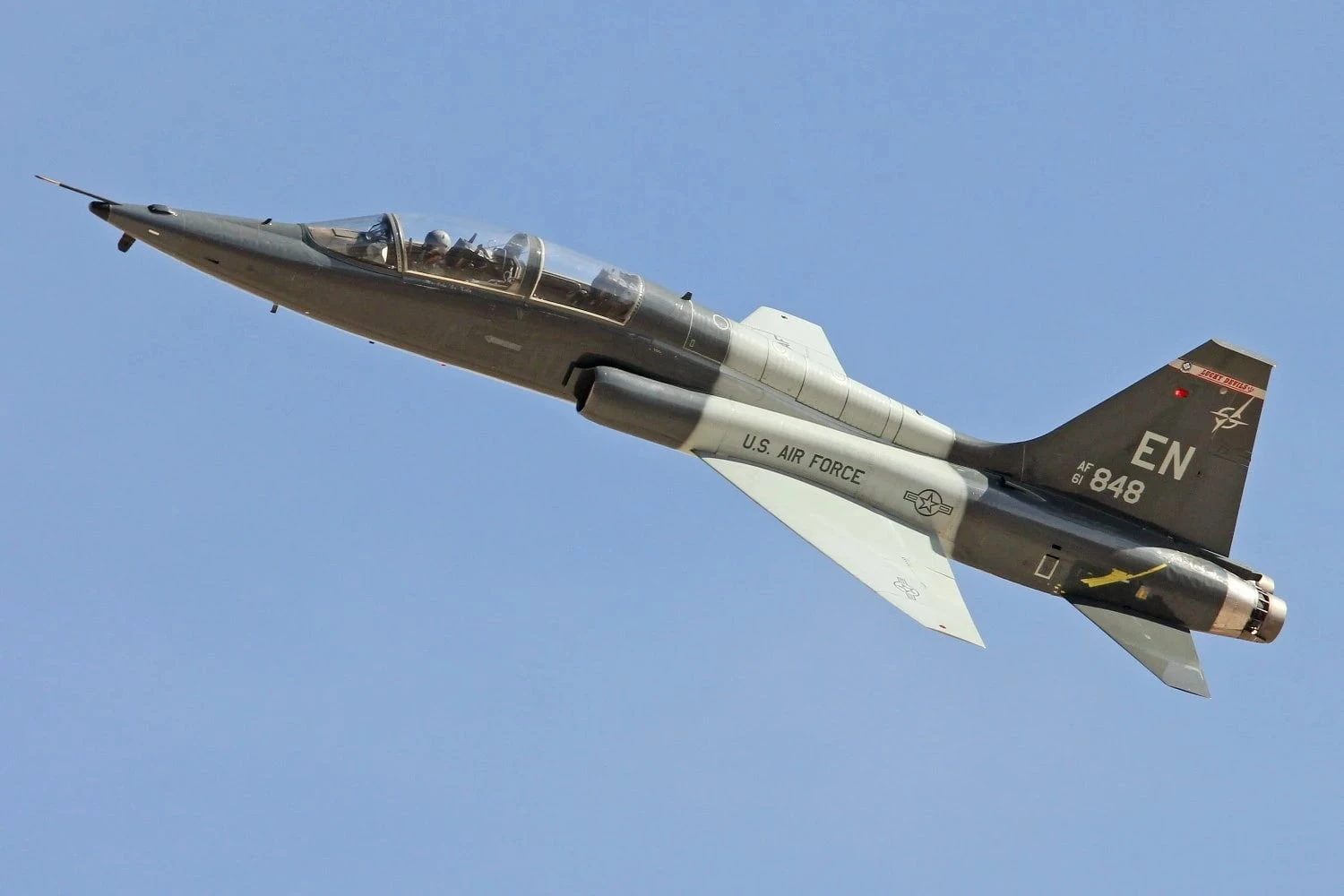 USAF suspende operações com jatos T-38 Talon após acidente