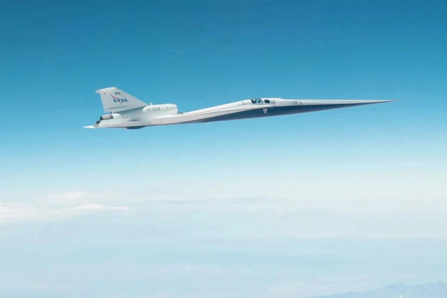 X-59 da NASA atinge velocidade e altitude previstas para voos sobre comunidades