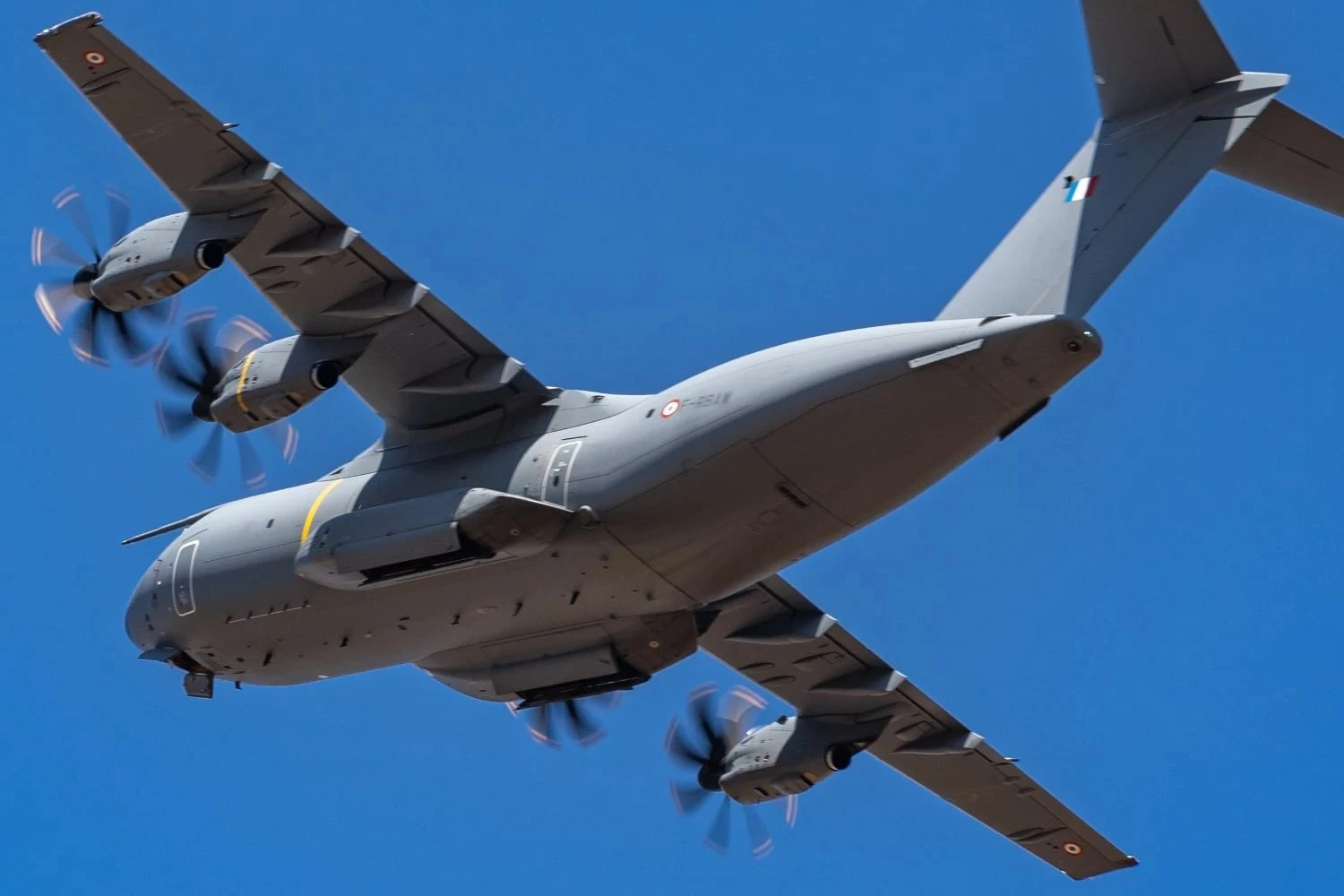 França financia modernização do cargueiro A400M para ampliar suas capacidades