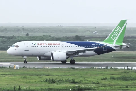 COMAC inicia testes de taxiamento com variante C919-600 para alta altitude