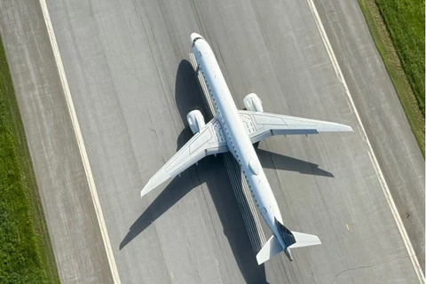 Maior operadora de jatos E2 da Embraer começa a voar no 'Congonhas' de Montreal