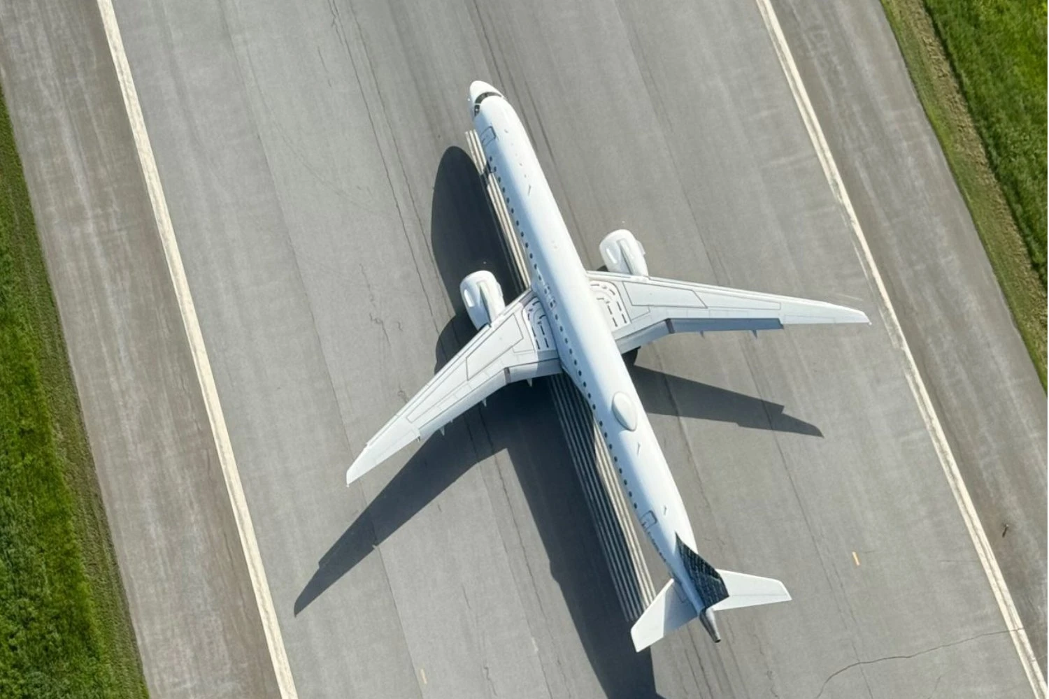 Maior operadora de jatos E2 da Embraer começa a voar no 'Congonhas' de Montreal