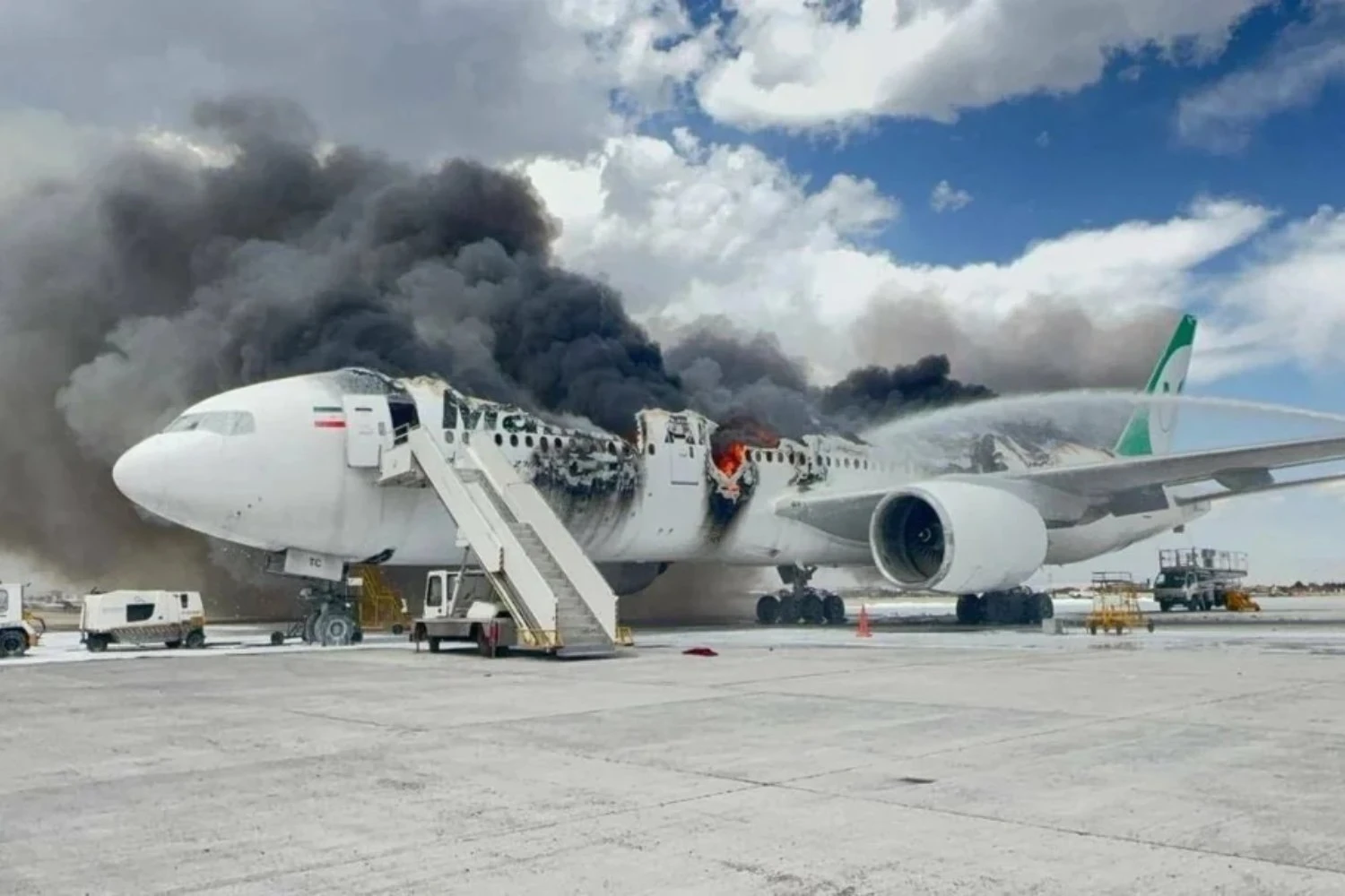 Um dos Boeing 777-200 da Mahan Air foi destruído pelos ataques ao Irã em março