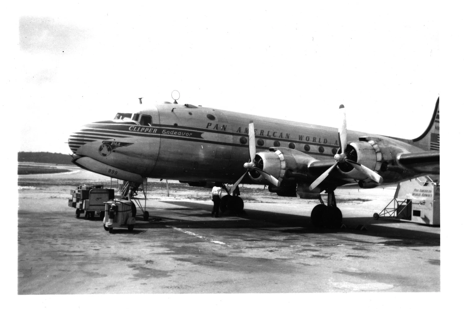 Pan Am DC-4 "Clipper Endeavor"