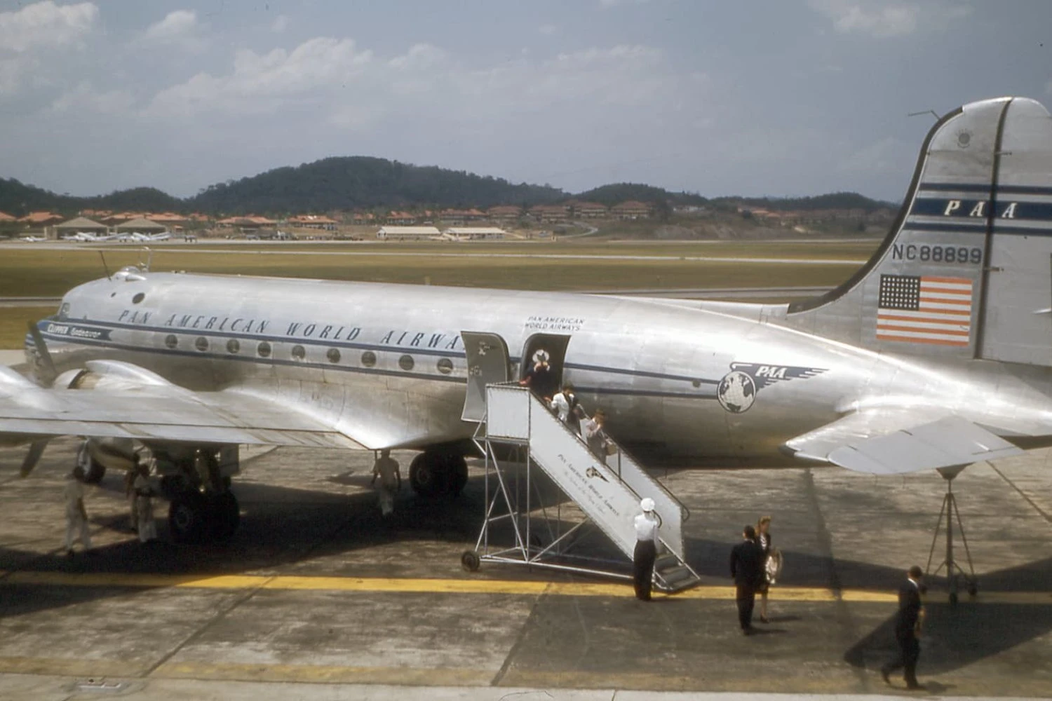 Pan Am DC-4 Clipper Endeavor