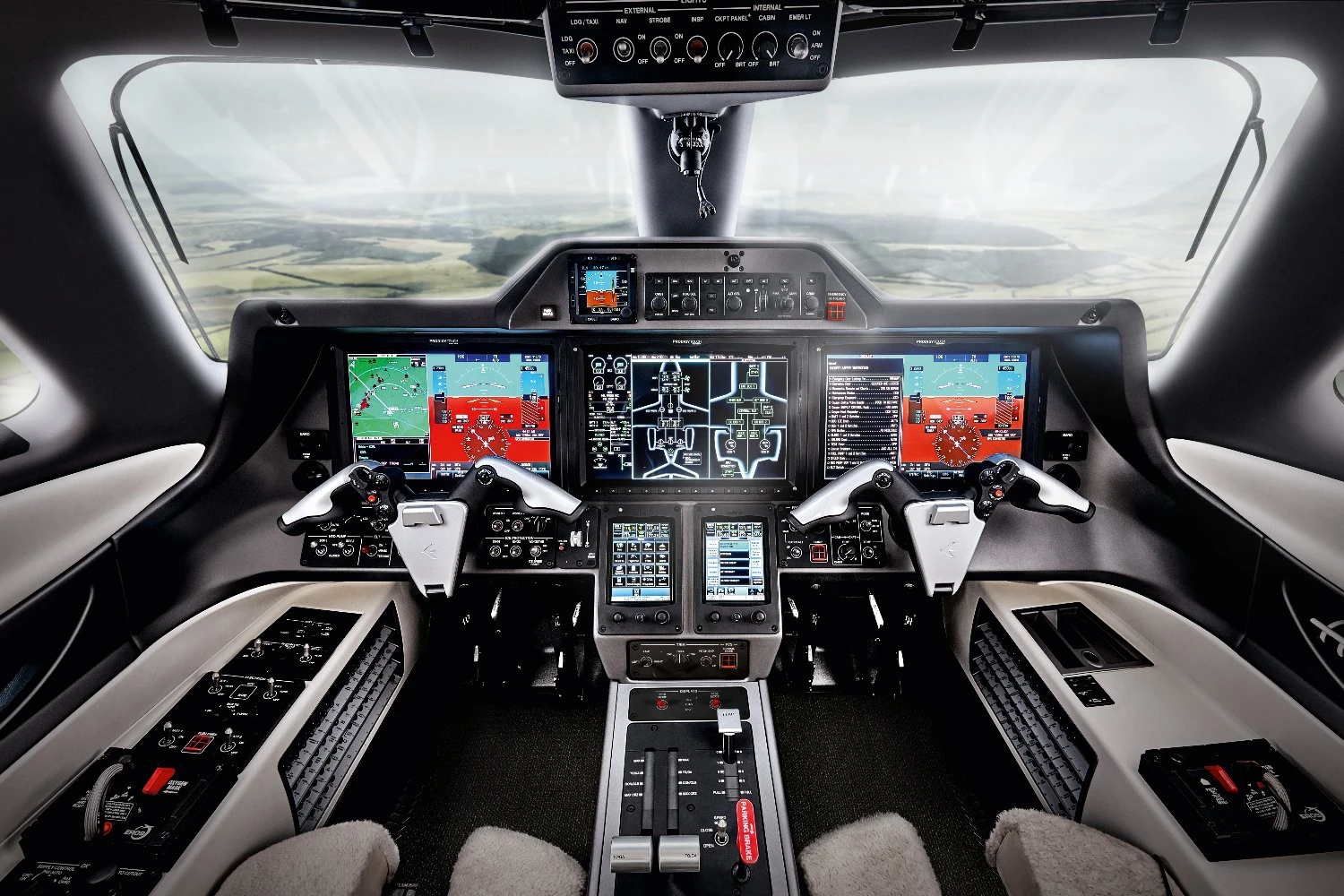 Phenom 300EV