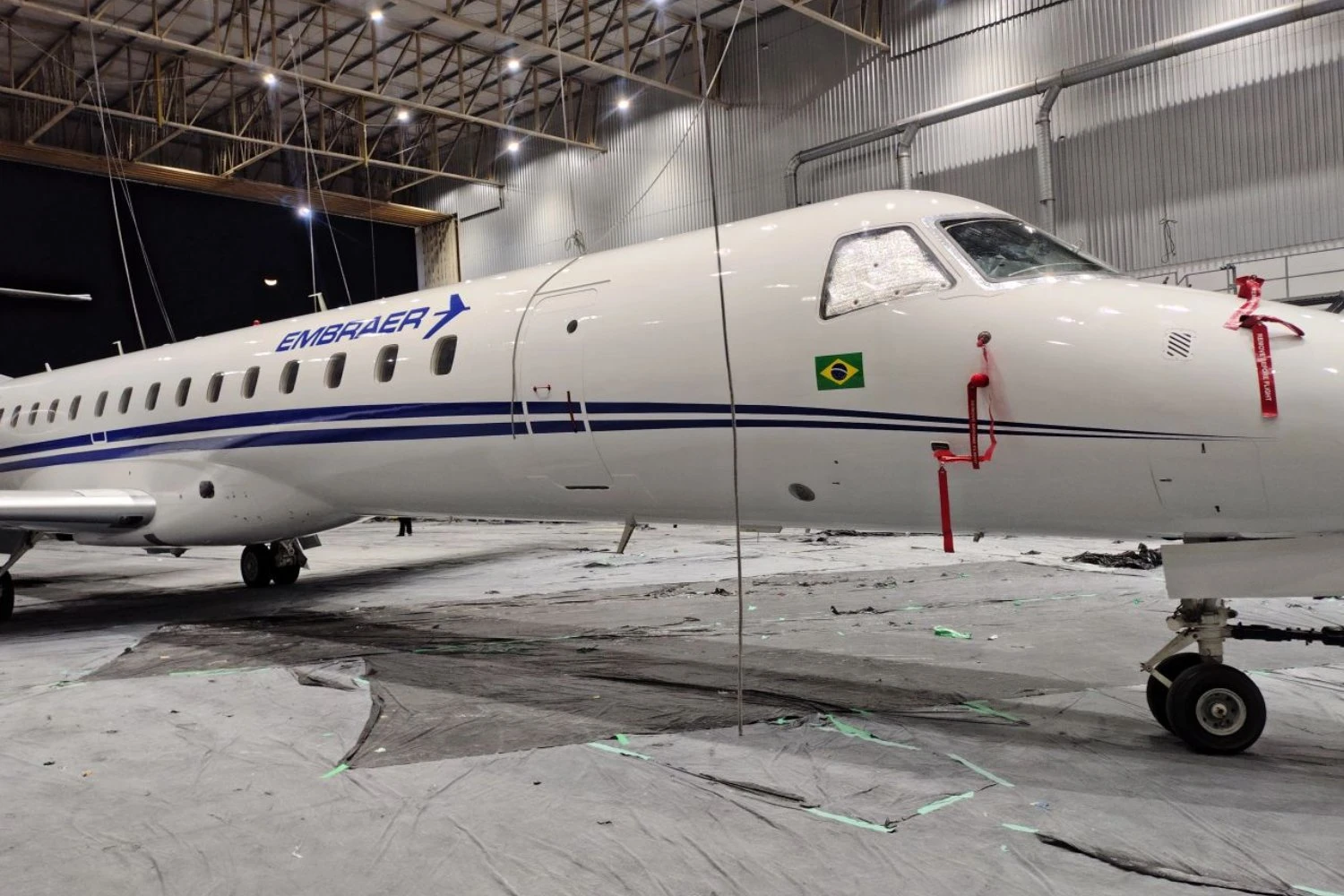 Embraer recupera jato ERJ-145 que fará ponte aérea São José dos Campos-Gavião Peixoto